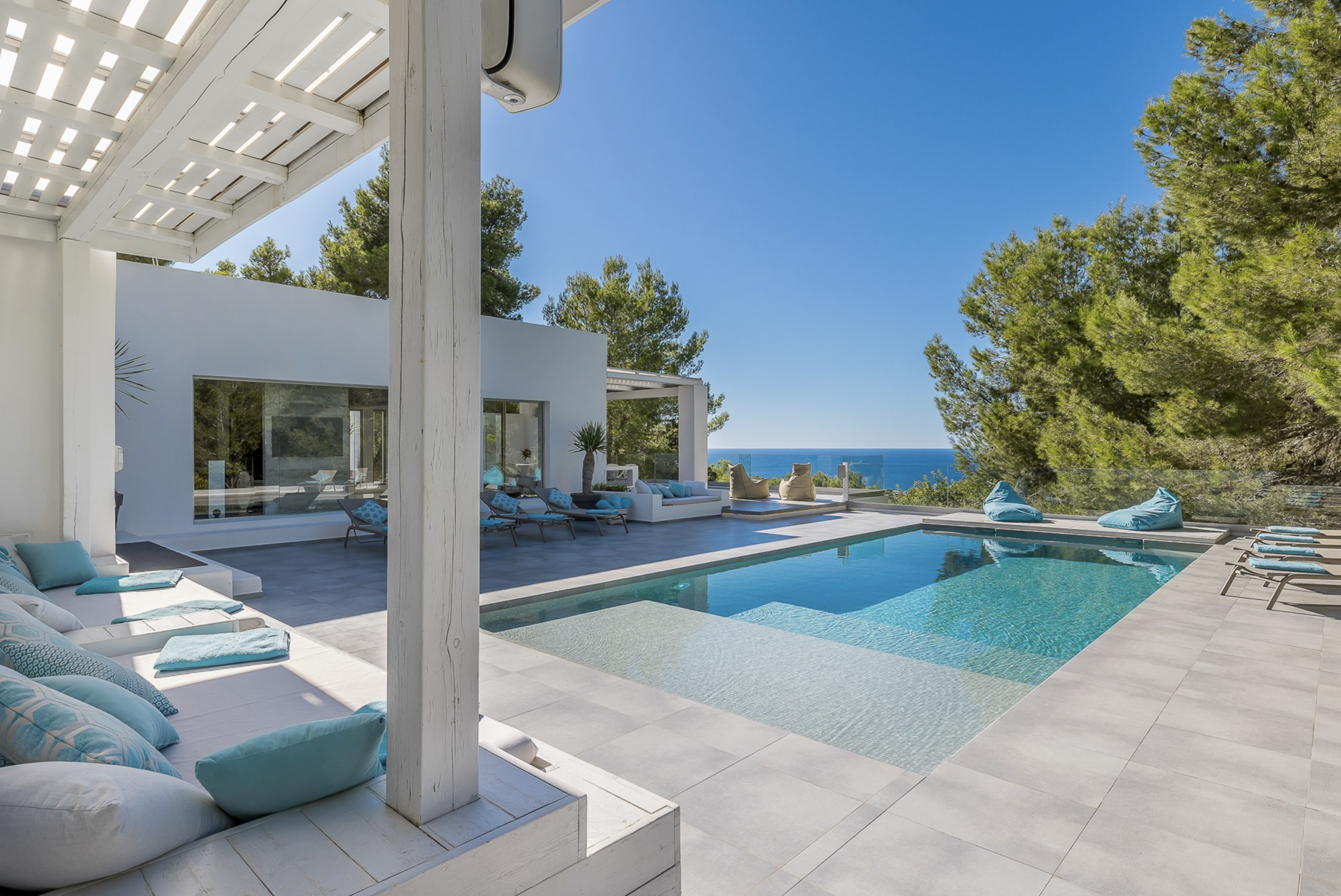 Resa Estates Ivy Cala Tarida Ibiza  luxe woning villa for rent te huur house pool views.png